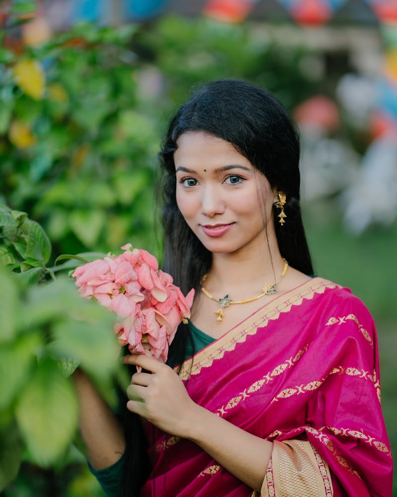 Kanjivaram Silk Saree — Emerald & Mango Contrast