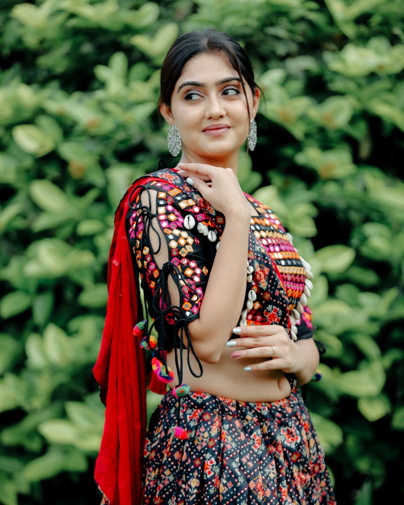 Thread Work Suit — Peach & Silver